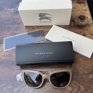 Women’s Burberry Sunglasses
